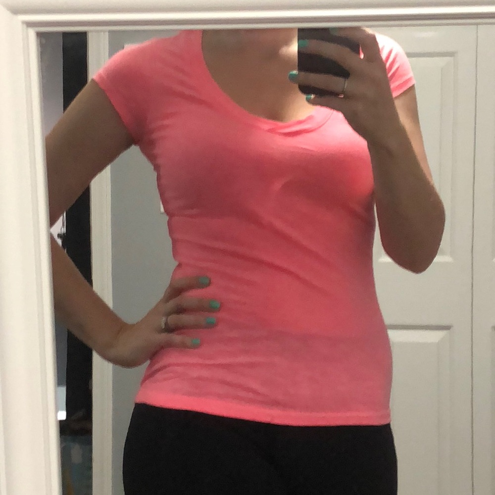 Pink T-shirt size M